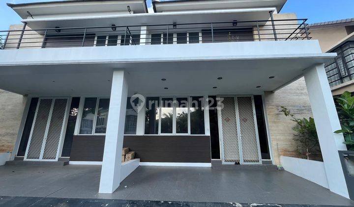 Rumah Bagus Rapih Terawat Siap Huni di Emerald Residence Bintaro 1