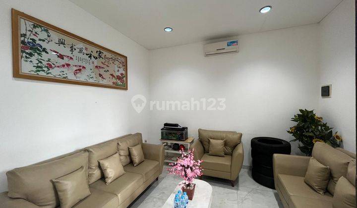 Rumah Bagus Rapih Terawat Siap Huni di Emerald Residence Bintaro 2