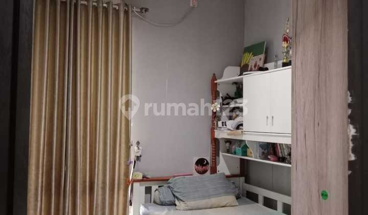 Dijual Rumah Nyaman dan Asri di Graha Bintaro 2