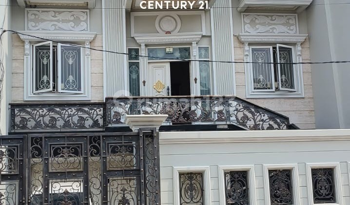 Rumah Mewah di Cengkareng Jakarta Barat Gb 17539
