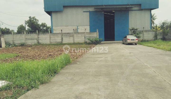 Gudang Tigaraksa Tangerang. Luas Tanah 3800 m2. Akses Container 40 Ft 5