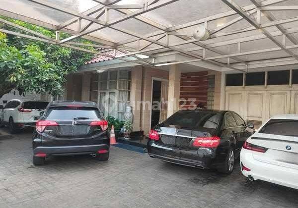 Rumah Siap Huni Cocok Untuk Usaha Dan Tempat Tinggal di Pondok Indah 2