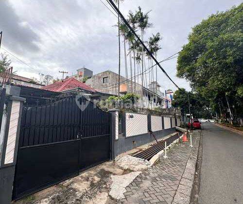 Rumah Lama Hitung Tanah di Kebayoran Baru 1