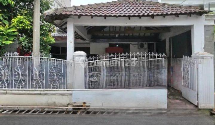 Rumah Lama Hitung Tanah Dalam Komplek Dekat MRT Haji Nawi 2
