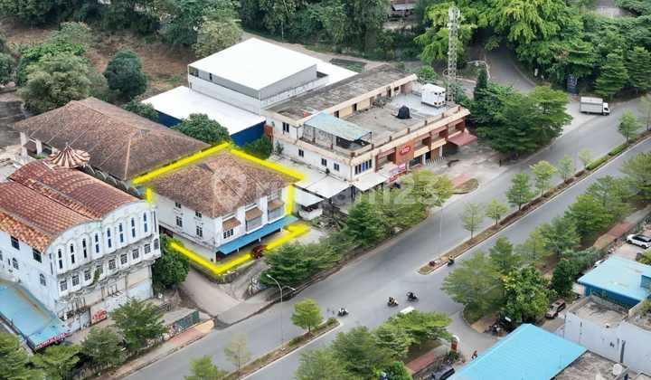 For Sale 3 Units of Shop Houses ******** Strategic Location Nagoya 1