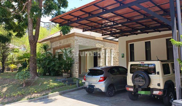 Dijual Rumah Hook Full Renovasi, Berada Di Perumahan Elite Dan Asri 1