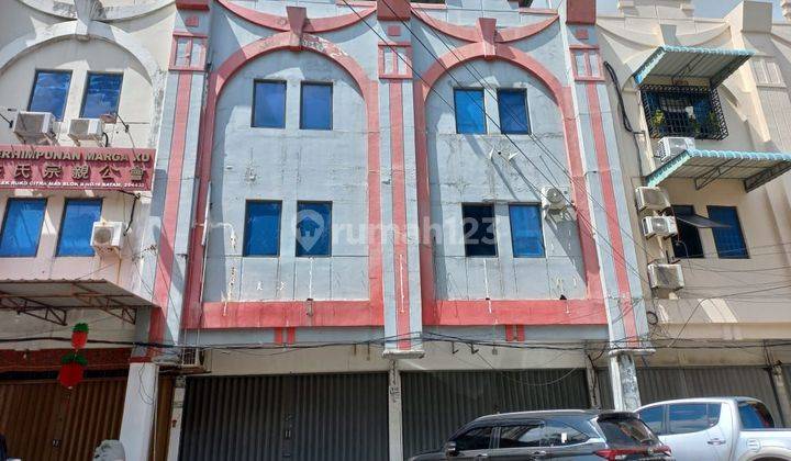 Dijual 2 unit Ruko gandeng 1