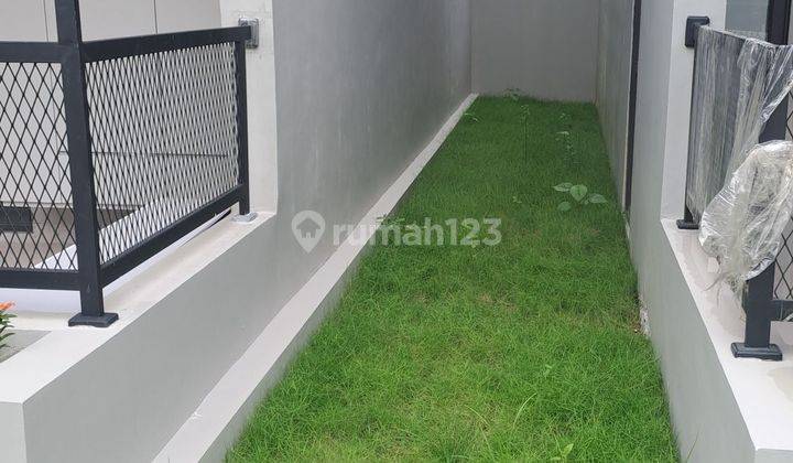 Dijual Rumah Posisi Hook Tengah 2