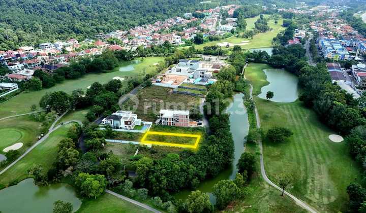 Dijual Lokasi Tanah Yang Di Kelilingi View Golf, Berada Didalam Kawasan Elite