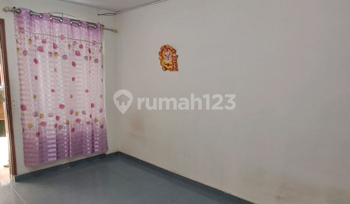 For Rent House Near Shopping Center 2