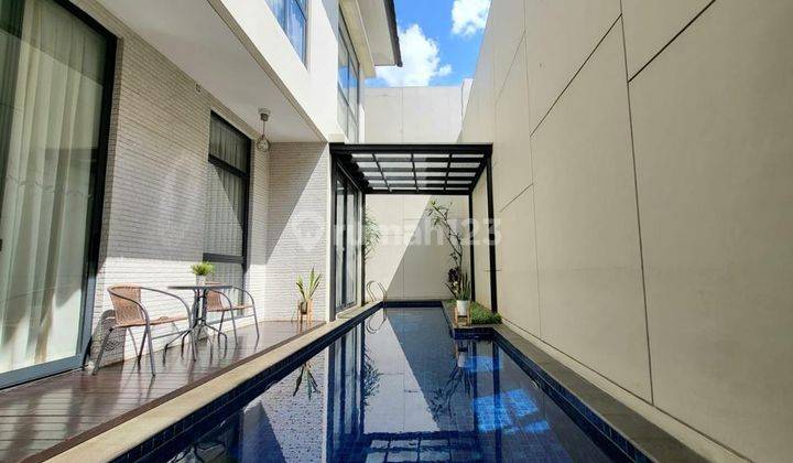 Rumah Mewah 3 Lantai, Lancewood Navapark di Bsd Ada Kolam Renang 1