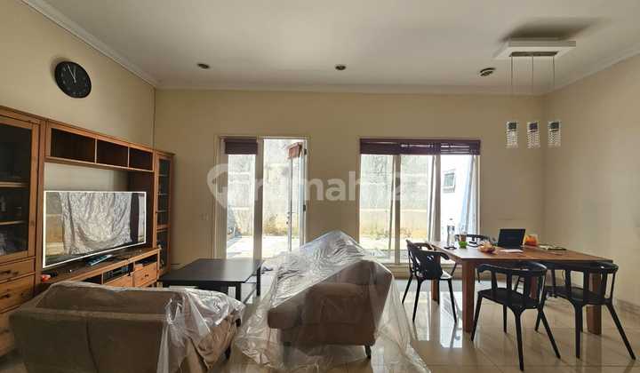 Rumah di Gading Serpong, Emerald Phg, Rapi Siap Huni. 2