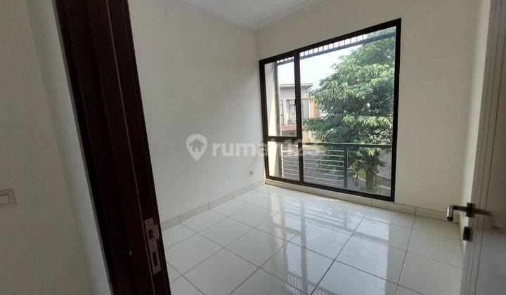 Dijual Rumah di Bsd City, Deshna Divena Avani, View Taman Bagus 2