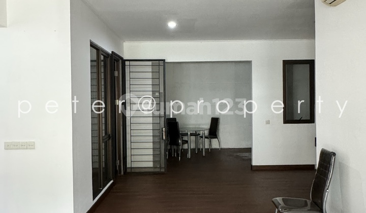 Rumah dua lantai, di foresta albera, bsd city. 10 menit exit tol serbaraja 2