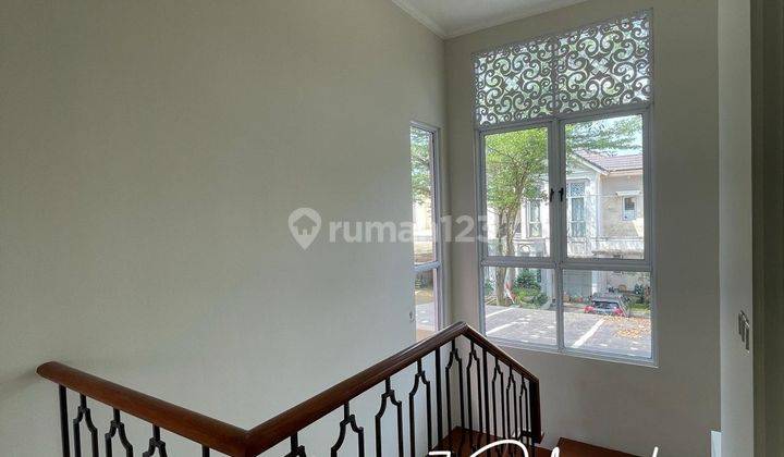 Rumah 2 Lantai, Konsep Classic di Whitsand Greenwich Park Bsd 2