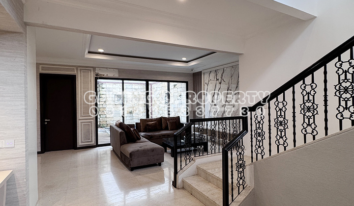 Rumah 2 Lantai American Classic. Clstr Jadeite De Park di Bsd. Nego Sampai Deal! 2