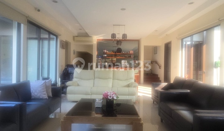 termurah! rapi terawat. rumah di de park heliconia, bsd city. view taman, bagus! termurah! rapi terawat. rumah di de park heliconia, bsd city. view taman, bagus!