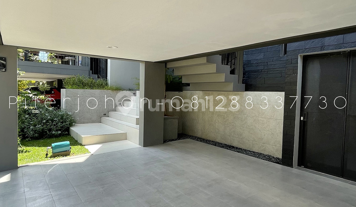 rumah tropis ada etik room, clstr Caelus greenwich park di bsd city. 2