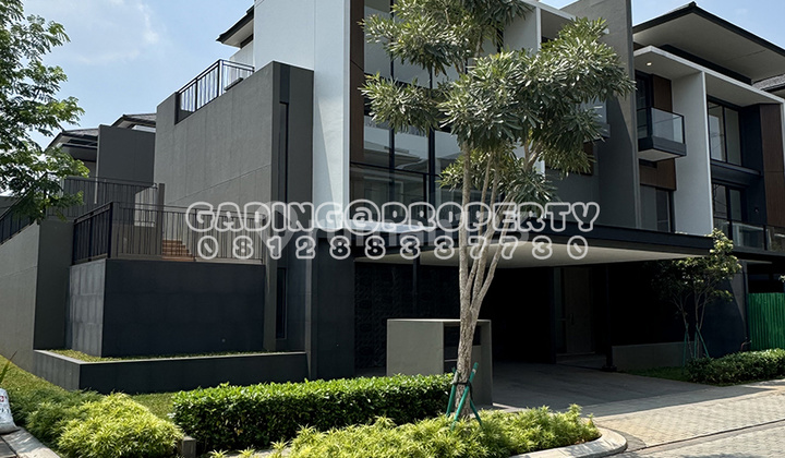 Rumah Mewah 3 Lantai Corner. Laurel Navapark di Bsd City. Siap Huni.