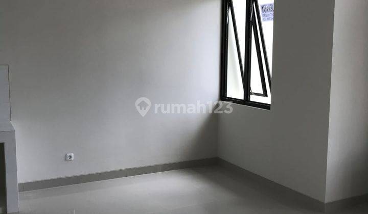 Dijual Rumah Minimalis di Lugano, Citra Raya.  2