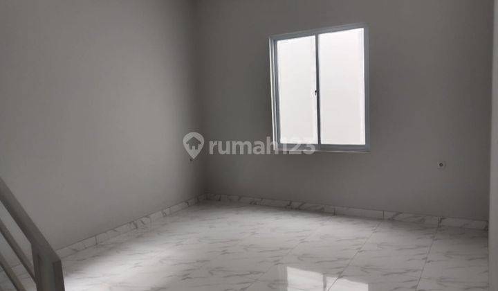 Dijual Rumah Minimalis 3 Lantai Di Citra Raya Siap Huni 1