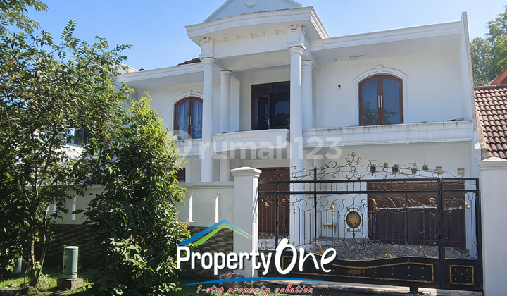 Jual Rumah Mewah 2 Lantai Lokasi Strategis Dekat Akses Tol BSD