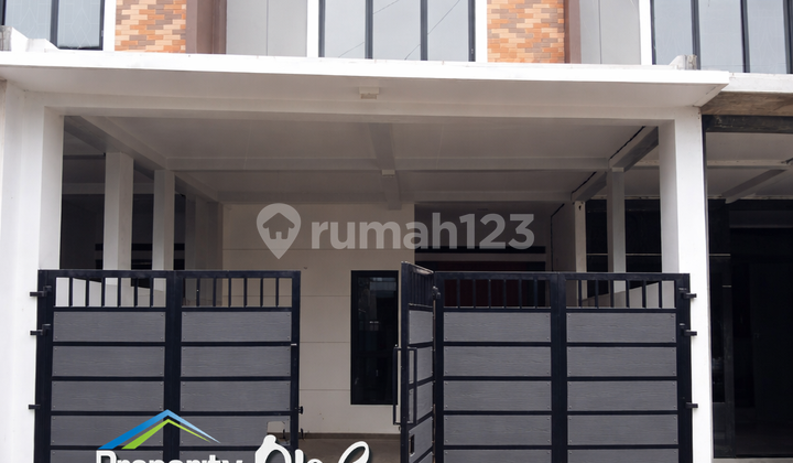 Jual Rumah 2 Lantai Lokasi Strategis di Pondok Cabe Udik Pamulang Dekat Akses Universitas Pamulang dan Tol Jakarta-Serpong Jual Rumah 2 Lantai Lokasi Strategis di Pondok Cabe Udik Pamulang Dekat Akses Universitas Pamulang dan Tol Jakarta-Serpong