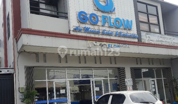 3-Story Shophouse Ready to Occupancy, Strategic Location on Raya Kodau, Jatiasih, Bekasi 2