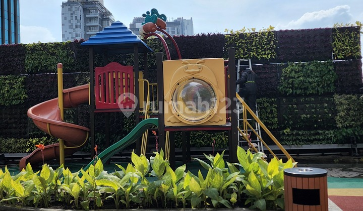 Dijual Apartemen Residence 8 @Senopati - 3+1 BR (Size 285 Sqm) Termurah 15 Miliar Rupiah Sebelum Terjual - Whatsapp: 0877xxxxxxxx