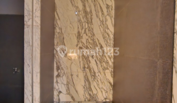 For Sale Office Space District 8 @SCBD (Size 318 Sqm) Cheapest Rp 70 Million/Sqm Limited Units - WhatsApp: 08777889xxxx For Sale Office Space District 8 @SCBD (Size 318 Sqm) Cheapest Rp 70 Million/Sqm Limited Units - WhatsApp: 08777889xxxx