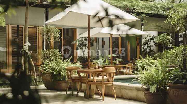 For Sale Dharmawangsa Residence Tower 2 Apartment - 3+1 BR (Size 463 Sqm) Certificate Cheapest 27 Billion Undermarket - WhatsApp: 08137776xxxx