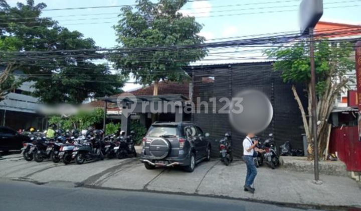 Rumah Lokasi Strategis di Demangan Baru Depok Sleman