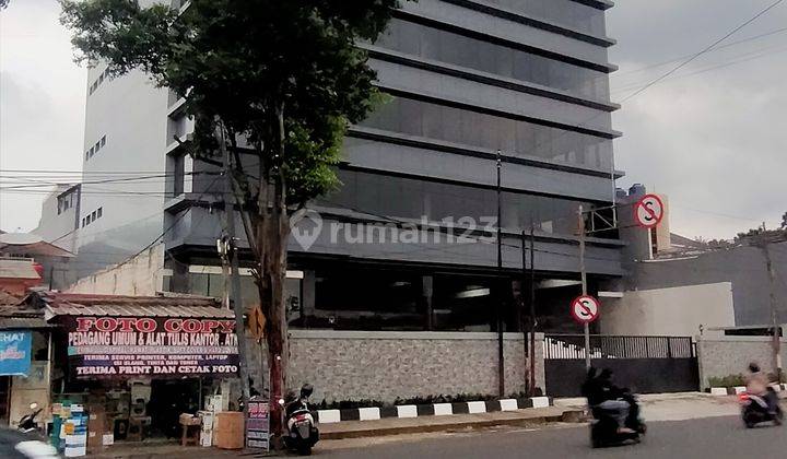 Gedung Baru Sangat Setrategis Siap Pakai 1