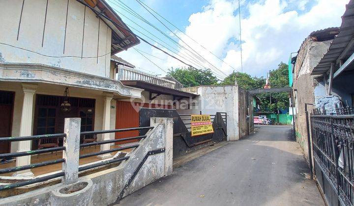 Rumah Sangat Setrategis Dengan  Tanah Luas Siap Huni 1