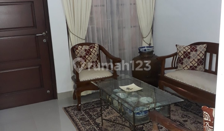 Ready-to-Occupy House in a Highly Strategic Location 2