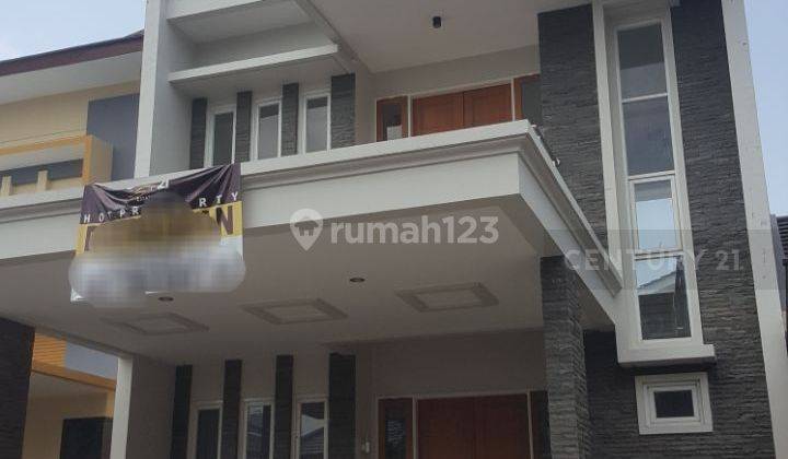 Rumah 2 Lantai Semi Furnished Di Taman Cipto 1