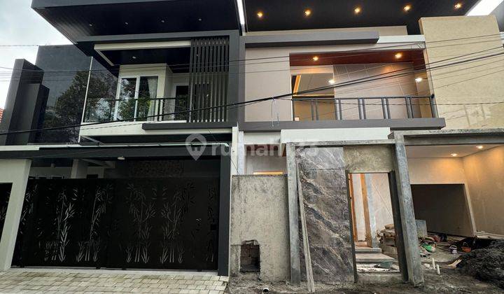 Rumah Mewah Dan Luas Model Kontemporer . 1