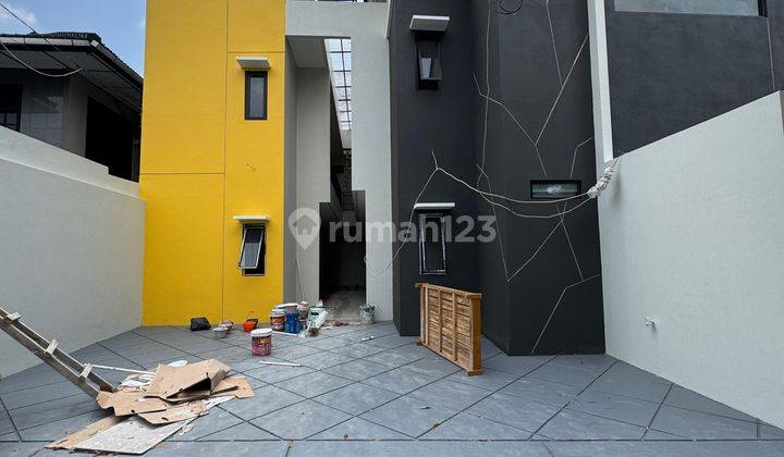 Kos Eksklusif 8 Kamar Belakang Ykpn Seturan 1