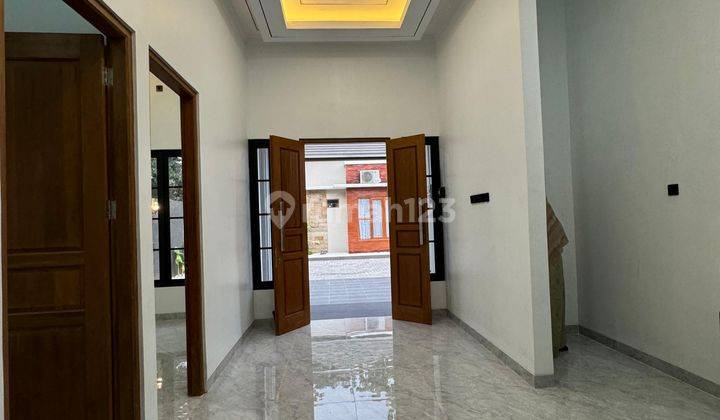 Rumah Minimalis Klasik Modern Dalam Minicluster 2