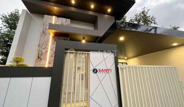 Rumah Model Kontemporer Mewah Di Wedomartani 1