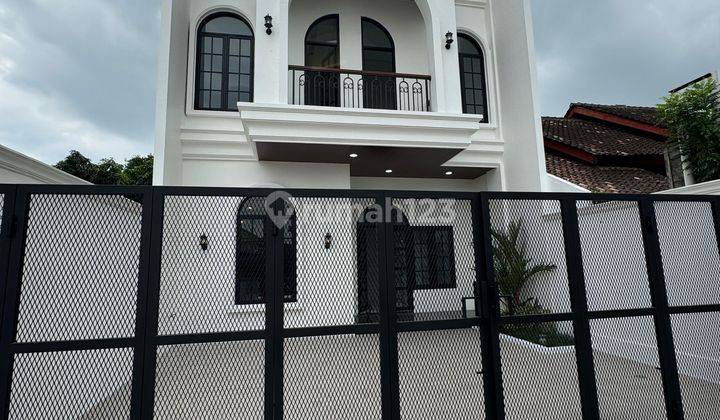 Rumah Mewah Minimalis Modern Dekat UNRIYO  1