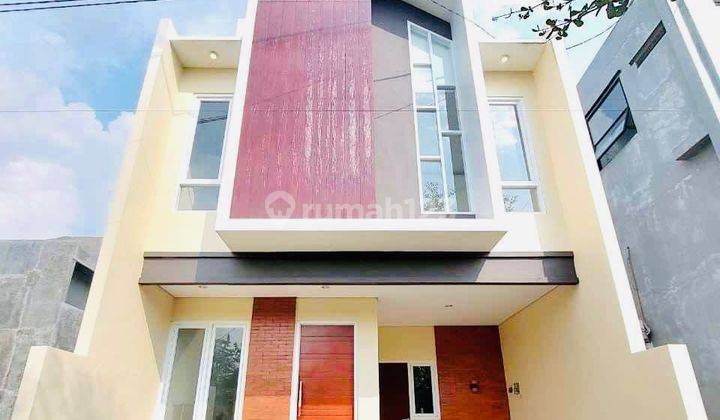 Rumah Cantik Minimalis Modern Dekat UAD  1