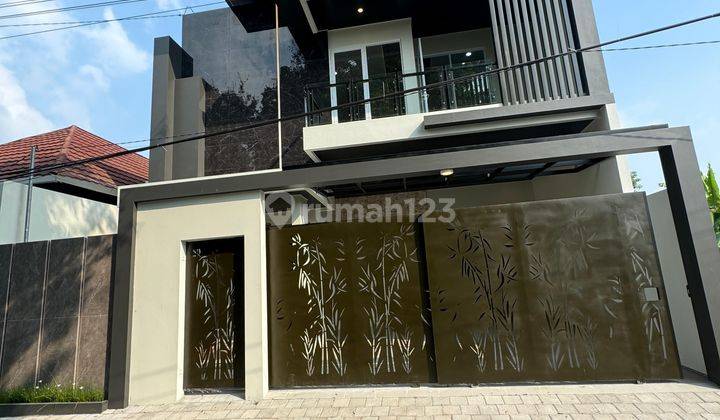 Rumah Mewah Minimalis Modern Dekat Pamela 7  1