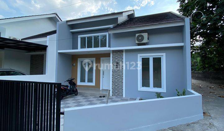 Rumah Cantik Minimalis Modern Dekat Pamela 7  1