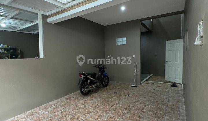 Rumah Mewah Minimalis Modern Dekat UII  2