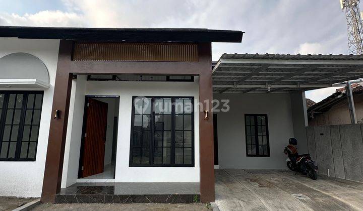 Rumah Cantik Minimalis Modern Dekat UII  1