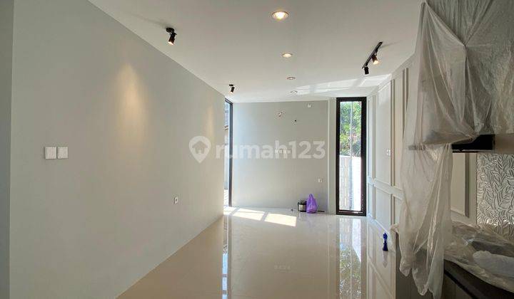 Rumah Cantik Minimalis Modern Dekat UII  2