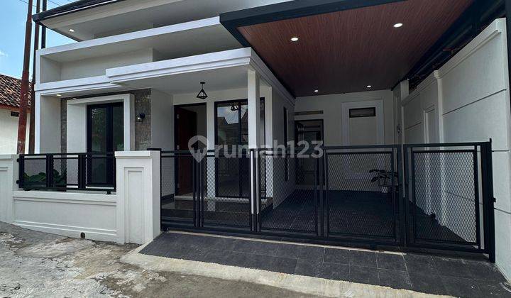 Rumah Cantik Minimalis Modern Dekat RS HERMINA  1