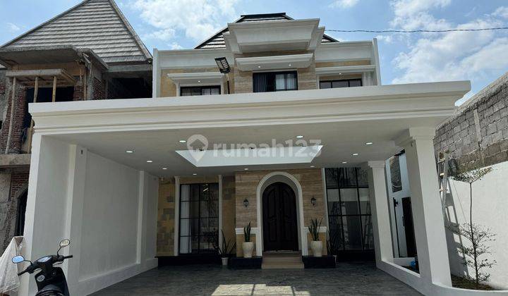 Rumah Mewah Minimalis Modern Dekat UMY  1