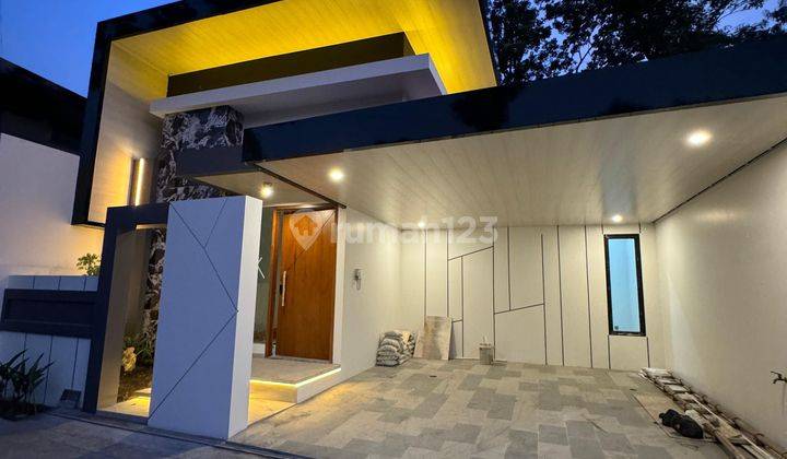 Rumah Mewah Minimalis Modern Dekat UPN  2